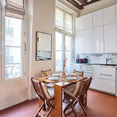 Charming With Ac- Heart Of Le Marais Appartamento