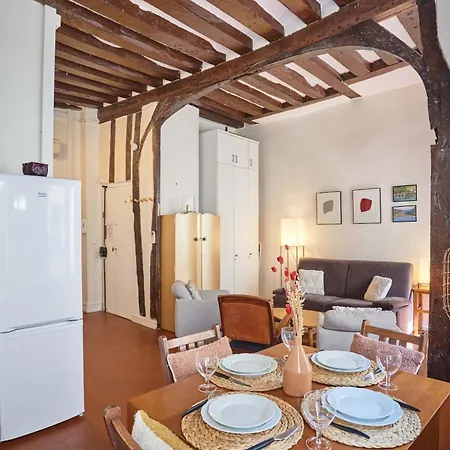 Appartamento Charming With Ac- Heart Of Le Marais Parigi